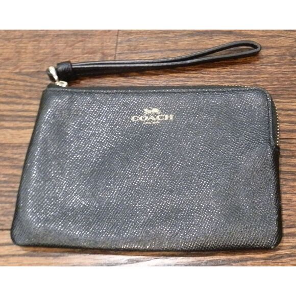 Coach Black Leather Small Zip Wristlet - Picture 1 of 2